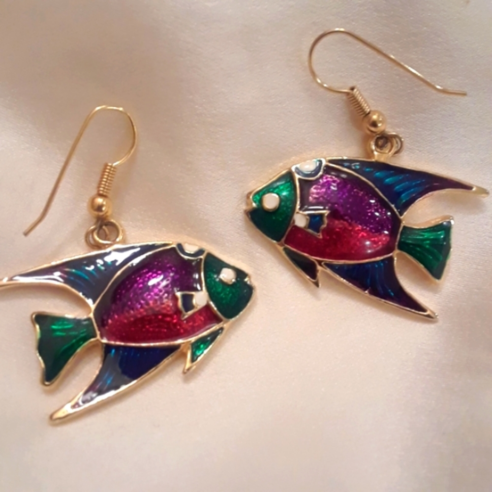 Fish artsy enamel earrings